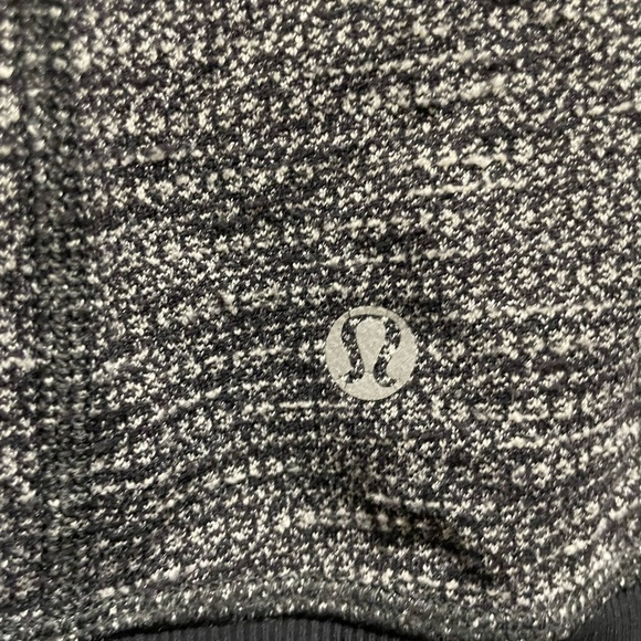 Lululemon Heather Grey Zip Up Size 6 - Picture 3 of 4